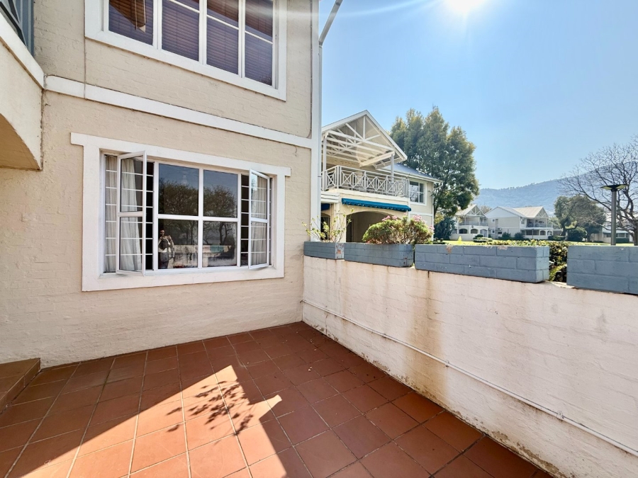 2 Bedroom Property for Sale in Caribbean Beach Club North West